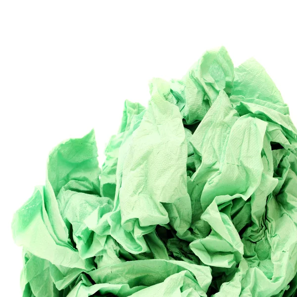 Papel higiénico crumpled verde sobre branco — Fotografia de Stock