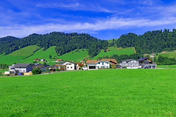 Entlebuch, 6 Eylül 2025 Cumartesi günü resmedildiği gibi Entlebuch, Lucerne, İsviçre 'de Unesco Biyosfer statüsünü korumaktan gurur duyar..