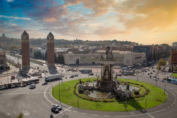 İspanya Meydanı, Barcelona Plaza de Espana 'nın panoramik manzarası