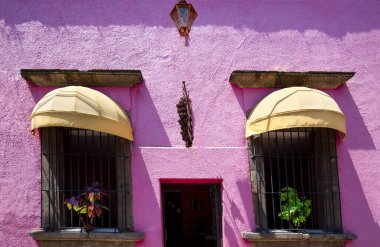 Guadalajara, Tlaquepaque turizm sezonunda renkli sokaklar