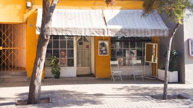 Santiago de Chile, tarihi şehir merkezinde eski renkli binalar