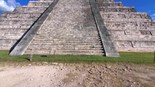 Чичен-Ица, один из крупнейших городов майя, большой доколумбовый город, построенный народом майя. Археологический объект расположен в штате Юкатан, Мексика — стоковое видео