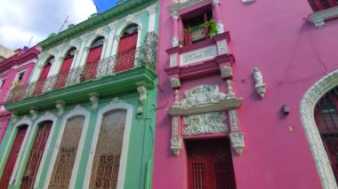 Küba, Havana Vieja 'nın tarihi şehir merkezinde Eski Havana caddeleri