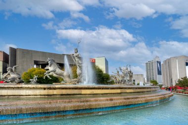 Monterrey, Landmark Macroplaza La Gran Plaza Meydanı tarihi şehir merkezinde, dünyanın yedinci büyük meydanı.