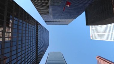 Toronto finans bölgesi silüeti ve günbatımında Yonge ve King yakınlarında modern mimari