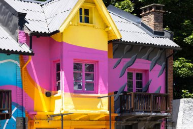 Turizm sezonunda Arjantin, Patagonya ve Bariloche sokakları