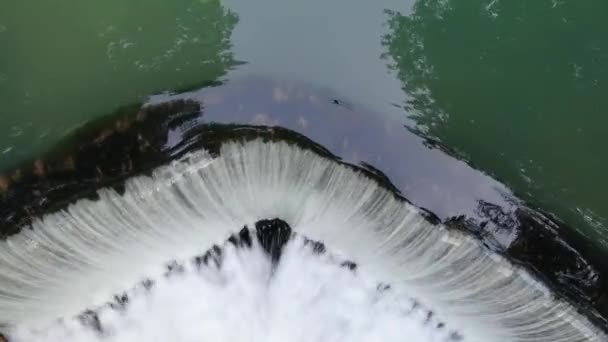 Top Down Aerial View of Waterfall Under Krupajsko Vrelo Springs, Serbien — Stockvideo