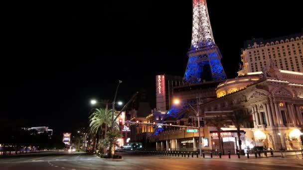 Franja vacía de Las Vegas por la noche durante Covid-19 Pandemic, Spooky Scenery — Vídeos de Stock