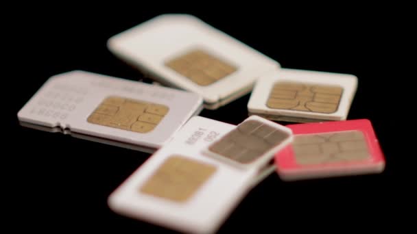 GSM Sim Cards, Macro Close Up. Tamanhos diferentes de chips de telefone móvel — Vídeo de Stock