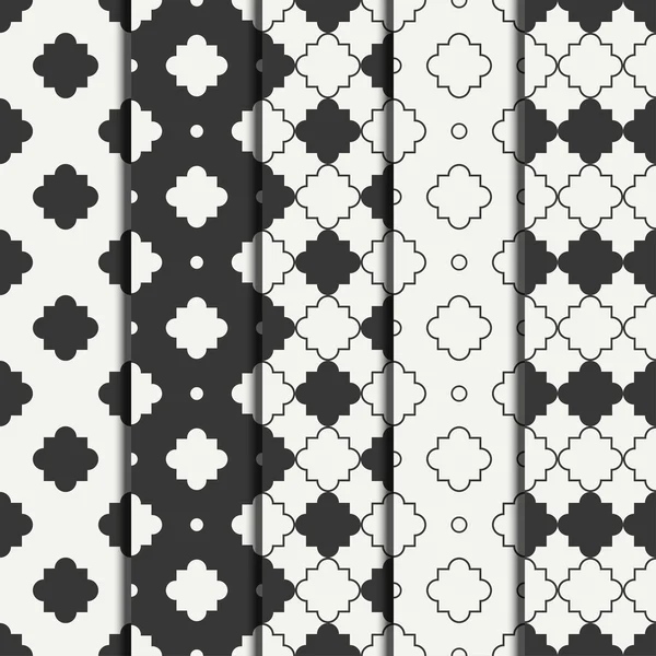 Set of geometric line monochrome lattice seamless arabic pattern. Islamic oriental style. Wrapping paper. Scrapbook paper. Tiling. Vector illustration. Moroccan background. Swatches. Graphic texture. — Stock Vector