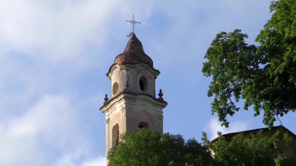 Старая колокольня в Триора, Лигурия, Италия — стоковое видео