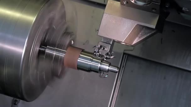 Industriële details, metalen draaien — Stockvideo