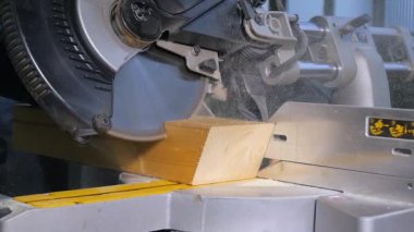 İş yerinde marangoz yakın çekim