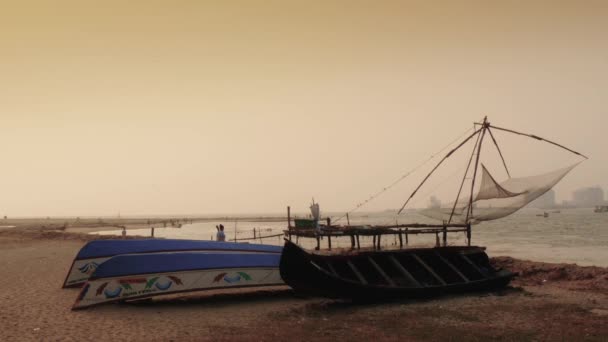 Chinese fishing nets at sunset Fort Kochi, Cochin, Kerala India, march 2015 — Stock Video