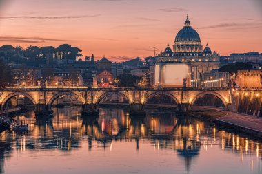Roma, İtalya: St. Peters Bazilikası, Saint Angelo Köprüsü
