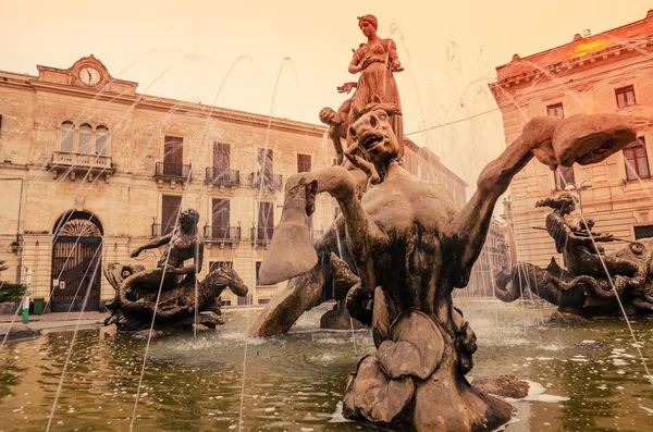 Syracuse, Sicily, Italy: Archimede Square — Stock Photo, Image