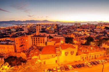 Cagliari, Sardinya Adası, İtalya: gök olayları görüntülemek eski şehir