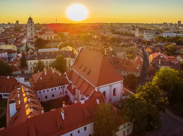 AERIAL. Старый город Вильнюса, Литва — стоковое фото