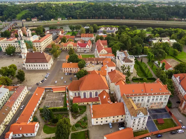 Kaunas, Litvanya: Hava üst görüntülemek eski şehir — Stok fotoğraf