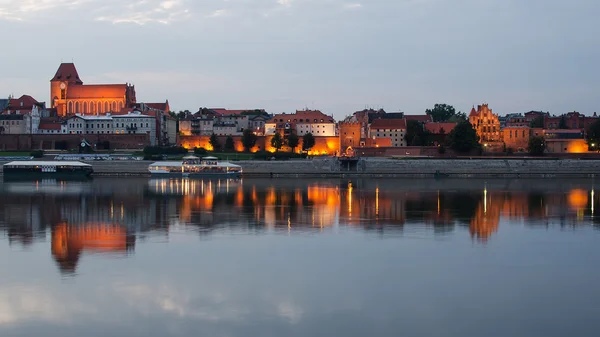 Cidade velha de Torun (Polônia) no por do sol — Fotografia de Stock