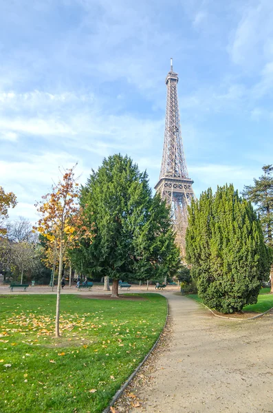 Eiffelova věž v Paříži, Francie — Stock fotografie