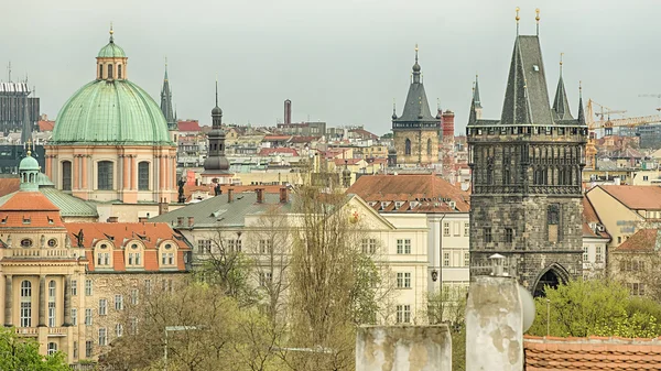 Вид с воздуха на Прагу (Чехия) ) — стоковое фото
