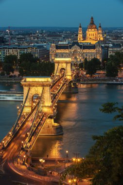 Macaristan, Budapeşte 'deki Szechenyi Zincir Köprüsü