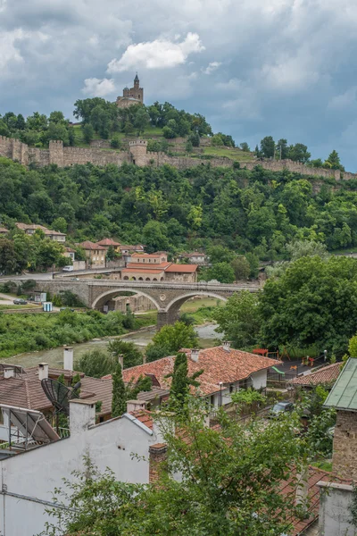 Veliko Tarnovo, historické hlavní město Bulharska — Stock fotografie