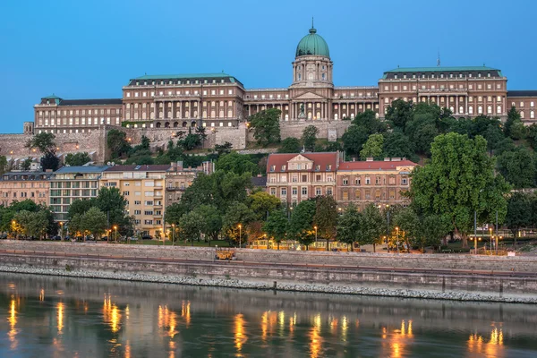 布达佩斯，匈牙利，在日出 — 图库照片