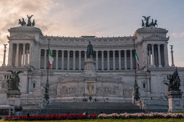 Roma, Itália: Vittoriano, Victor Emmanuel II Monumento — Fotografia de Stock