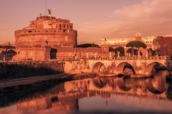 Roma, Italia: Mausoleo Hadriano o Castillo del Santo Ángel — Foto de Stock