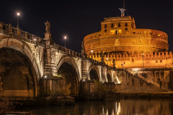 Roma, Italia: Mausoleo Hadriano o Castillo del Santo Ángel — Foto de Stock