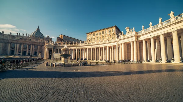 Cidade do Vaticano e Roma, Itália: Praça de São Pedro — Fotografia de Stock