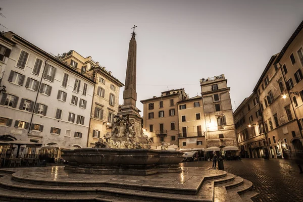 Rome, Italie : Piazza Rotonda — Photo