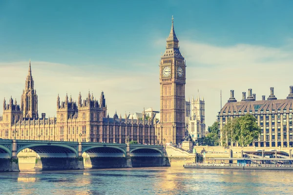 Big Ben y la Cámara del Parlamento, Londres, Reino Unido , — Foto de Stock