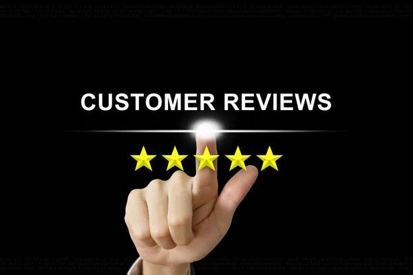 Business hand pushing customer reviews on screen — Stock Photo, Image