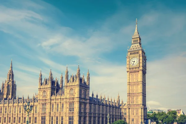 Big Ben'e ve Parlamento, Londra, İngiltere'de ev