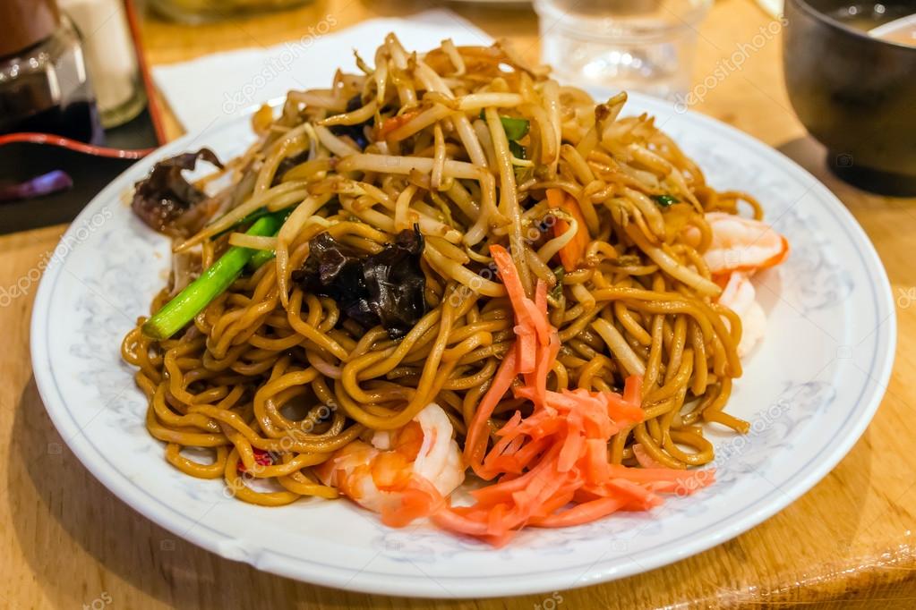 Stir fried noodles, Yakisoba Stock Photo by ©pichetw 53746279