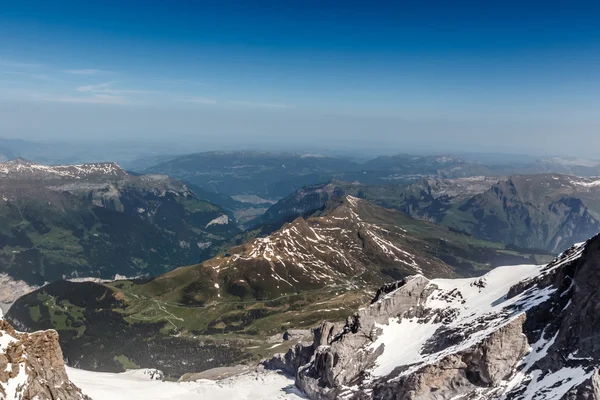 Uitzicht vanaf de berg Jungfrau, Zwitserland — Stockfoto