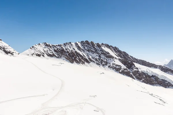 Schweiziska Alperna, Jungfrau i Schweiz — Stockfoto