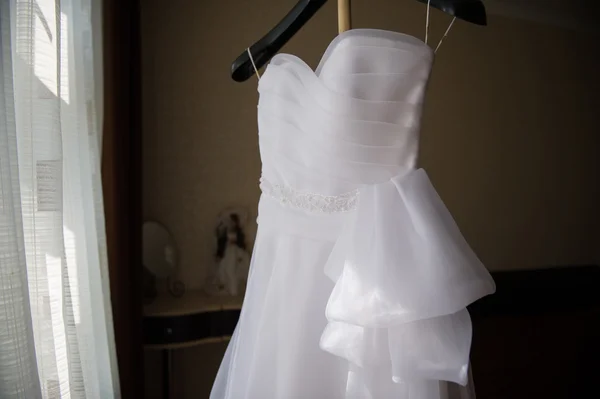 White Beautiful Wedding Dress — Stock Photo, Image