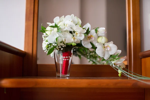 Çiçekli güzel düğün buketi