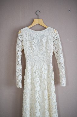 Beyaz güzel gelinlik