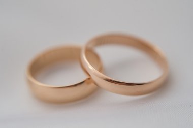 Güzel altın alyanslar