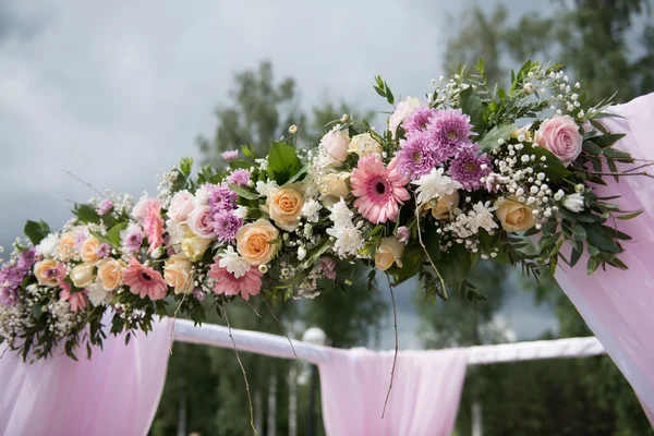 Bröllopsceremoni för brud och brudgum — Stockfoto