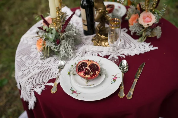 Beautiful table setting for your wedding — Stock Photo, Image
