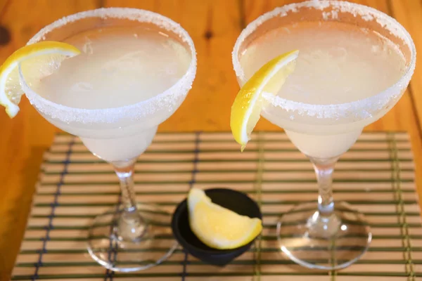 Deliciosa Refrescante Margarita Con Tequila Limón Hielo Bebida Alcohólica — Foto de Stock