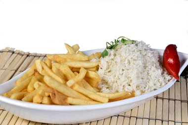 pirinç ve kızarmış patates izole edilmiş arka plan