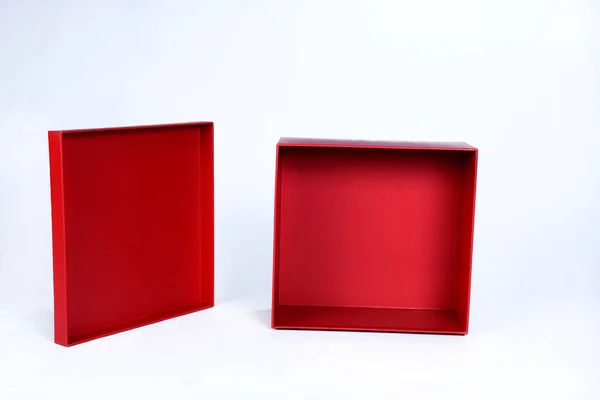 Belle Boîte Cadeau Rouge Avec Couvercle Fermé Avec Vue Latérale — Photo