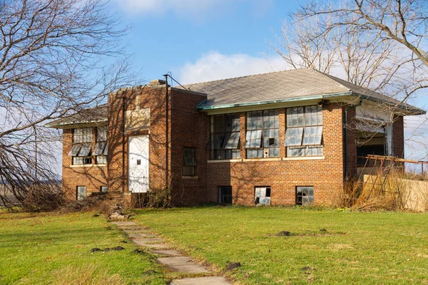 Casa Escolar Abandonada Pequeña Ciudad Del Medio Oeste New Bedford —  Fotos de Stock